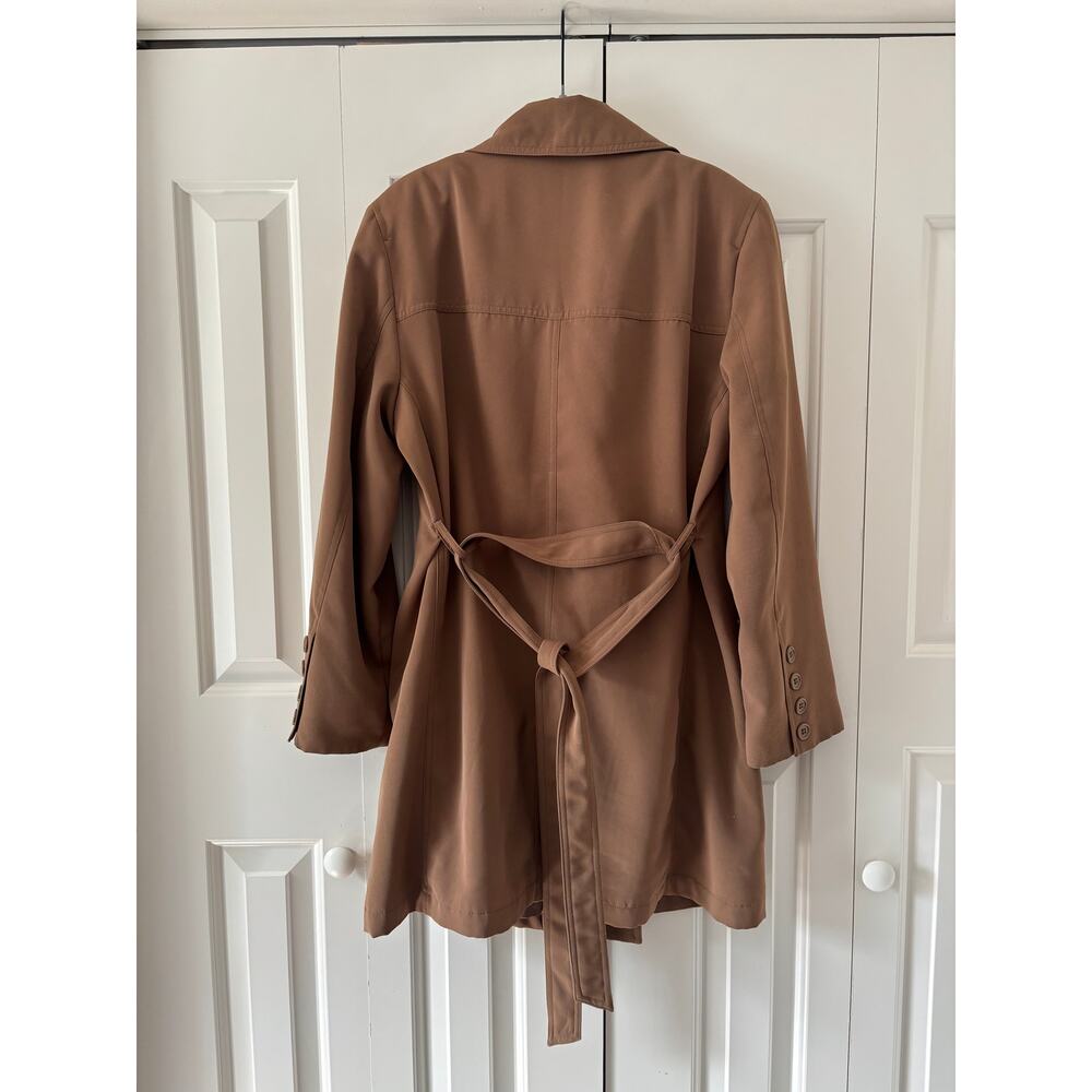 Gallery Medium dark green Double-Breasted Trench Coat - Picture 10 of 12